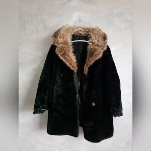 Vintage Black Mouton Fur Coat With Raccoon Fur Trim Collar Single Button Unisex